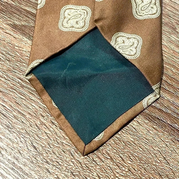 BRIAR American Editions VTG Silk Italy Made In USA Tie Length 59” Width 3 1/2” - Picture 3 of 3